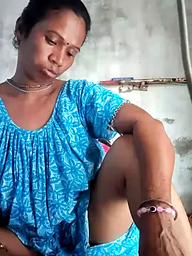 Hotty-dola online show from 10.24.25