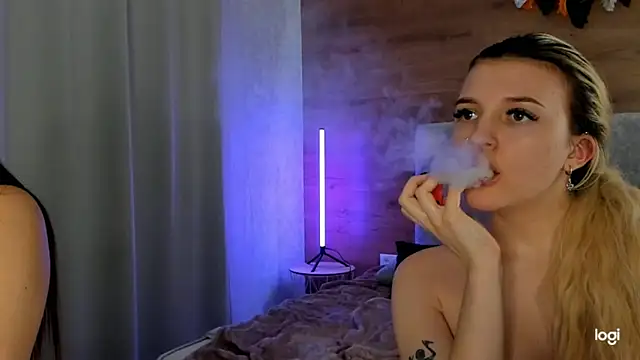 Snapshot of ShySonya chatting on 02.02.25 ShySonya online show from 02.02.25