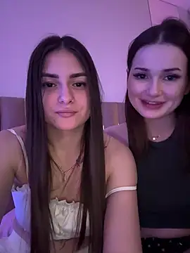 Snapshot of ShySonya chatting on 02.23.25 ShySonya online show from 02.23.25