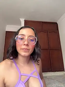 Snapshot of Kay_LustyWife chatting on 01.16.25 Kay LustyWife online show from 01.16.25