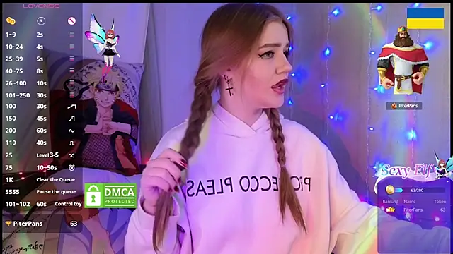 RedVelveten online show from 02.19.25