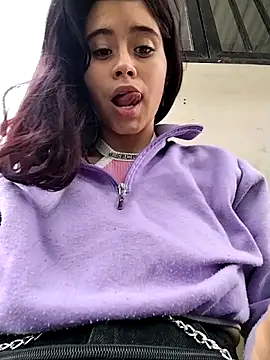 Snapshot of Alexandra_65 chatting on 12.19.25 Alexandra 65 online show from 12.19.25