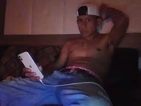 oiram27 online show from 11.17.25