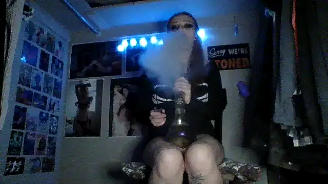 Snapshot of angel_star420864 chatting on 12.16.24 angel star420864 online show from 12.16.24