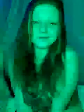 Snapshot of angel_star420864 chatting on 02.10.25 angel star420864 online show from 02.10.25