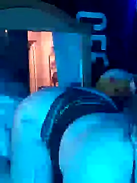 Snapshot of angel_star420864 chatting on 02.23.25 angel star420864 online show from 02.23.25