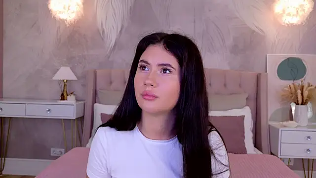 milaleoneli online show from 07.14.26