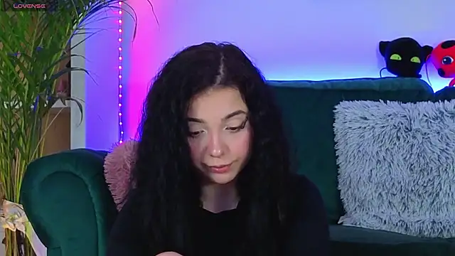 AveryWillow online show from 03.03.26