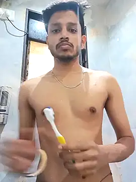 Snapshot of skinnyyyyyyyyy chatting on 12.19.25 skinnyyyyyyyyy online show from 12.19.25