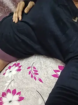 Snapshot of Sanjana-Mehar chatting on 06.18.26 Sanjana-Mehar online show from 06.18.26