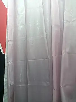 Snapshot of Hanna_Kinsley chatting on 10.29.25 Hanna Kinsley online show from 10.29.25