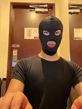 Snapshot of Ash_zzz chatting on 03.18.25 Ash zzz online show from 03.18.25