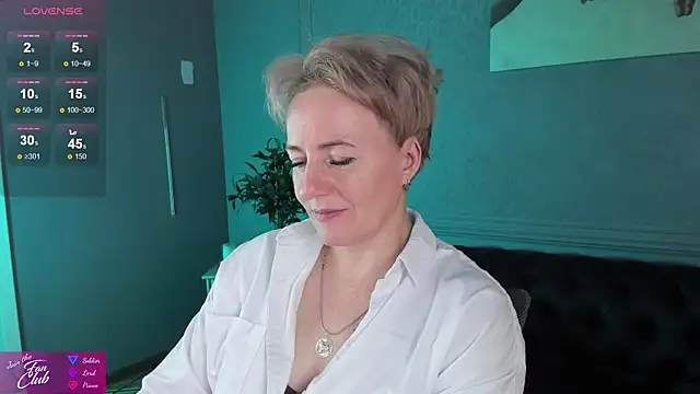 Nika Smit online show from 12.06.24