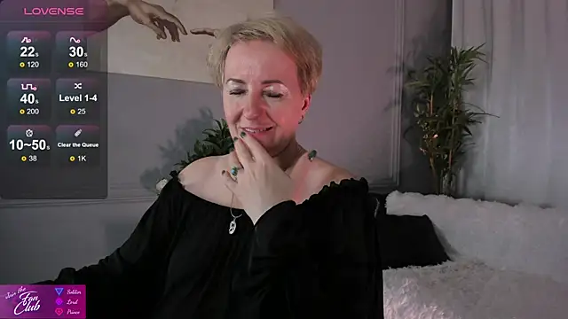 Nika Smit online show from 01.25.25