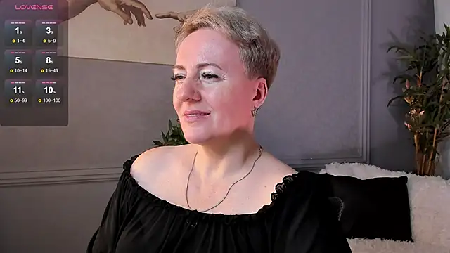Nika Smit online show from 03.05.25