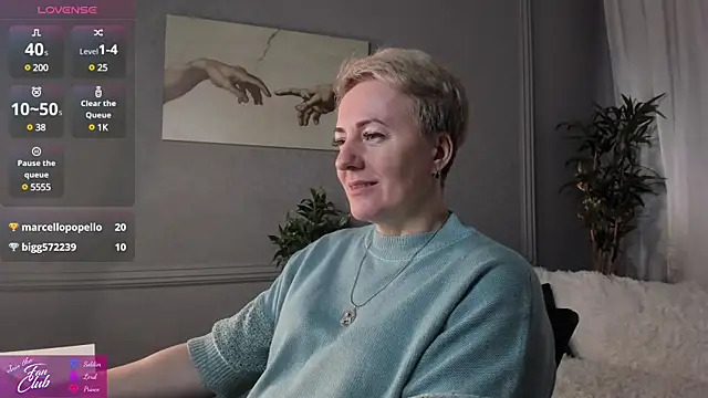 Nika Smit online show from 03.23.25