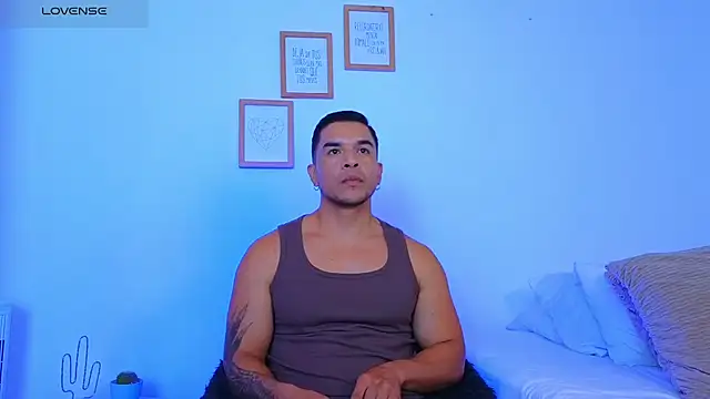 estebandelouis online show from 03.13.26