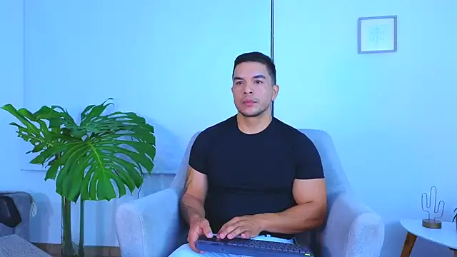 estebandelouis online show from 06.10.26