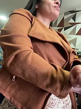 NATHALIA-28  online show from 04.29.26