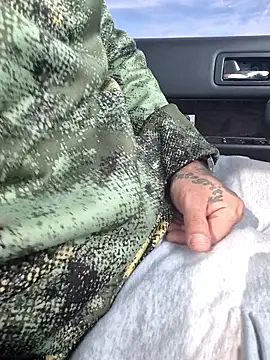 Snapshot of dadbod1178 chatting on 11.28.25 dadbod1178 online show from 11.28.25