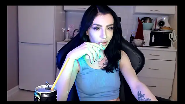 NancyLovee  online show from 12.05.24
