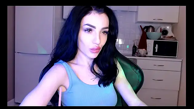 NancyLovee  online show from 12.07.24