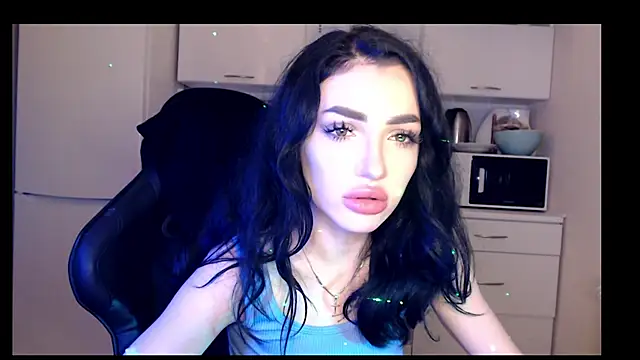 NancyLovee  online show from 12.09.24