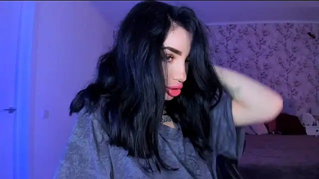 NancyLovee  online show from 06.08.26