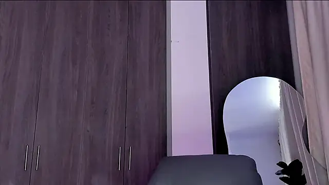 LexyRobert online show from 03.06.25