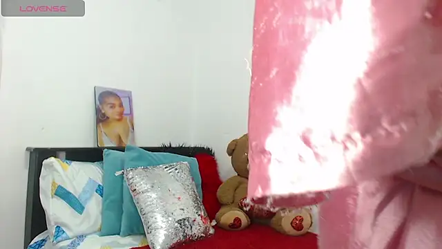 gianna smith online show from 01.08.25