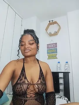 Snapshot of gianna_smith chatting on 06.27.26 gianna smith online show from 06.27.26