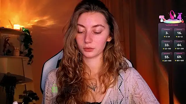lady curls online show from 04.22.26