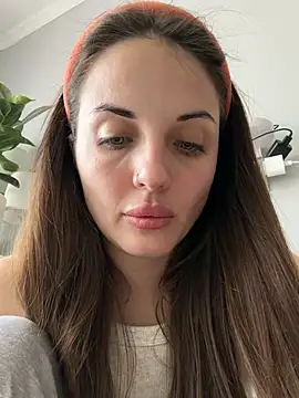 Snapshot of AmiLavs chatting on 03.12.26 AmiLavs online show from 03.12.26