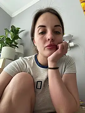 Snapshot of AmiLavs chatting on 03.15.26 AmiLavs online show from 03.15.26