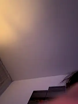 EmilyWi  online show from 11.03.25