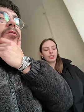 MrAndMrsSavage online show from 03.04.25