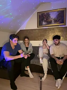 MrAndMrsSavage online show from 03.12.25