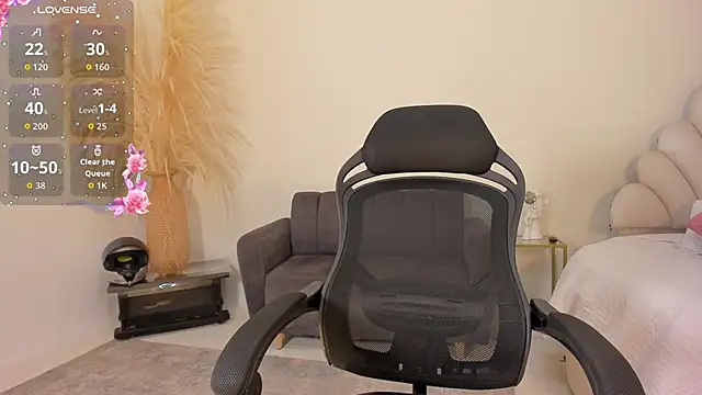 MaximusDick1  online show from 06.28.26