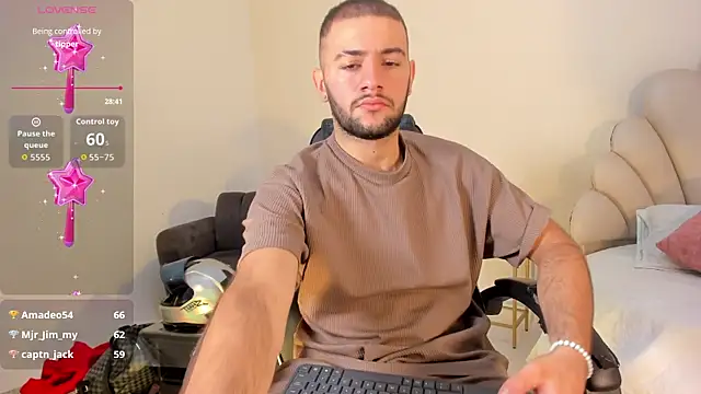 MaximusDick1  online show from 07.12.26