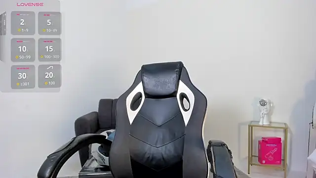 MaximusDick1  online show from 07.24.26