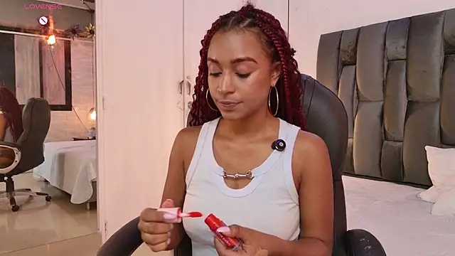 Lorena Vieira  online show from 09.23.25