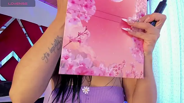 Snapshot of sofi_soft_ chatting on 03.17.25 sofi soft  online show from 03.17.25