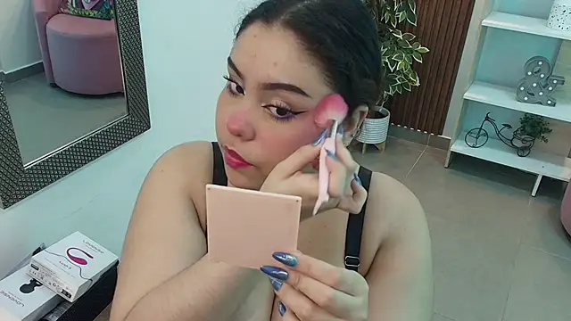 Dalila Sky online show from 11.27.25