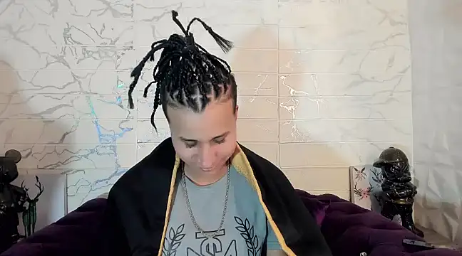 Im Milan Rs online show from 02.26.25