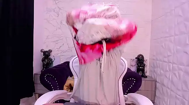 Im Milan Rs online show from 03.06.25