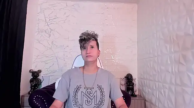 Im Milan Rs online show from 03.11.25