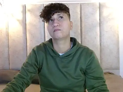 Im Milan Rs online show from 10.12.25