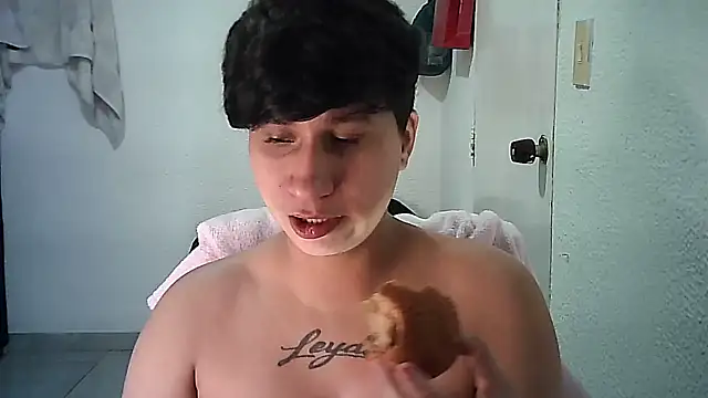 Im Milan Rs online show from 11.18.25