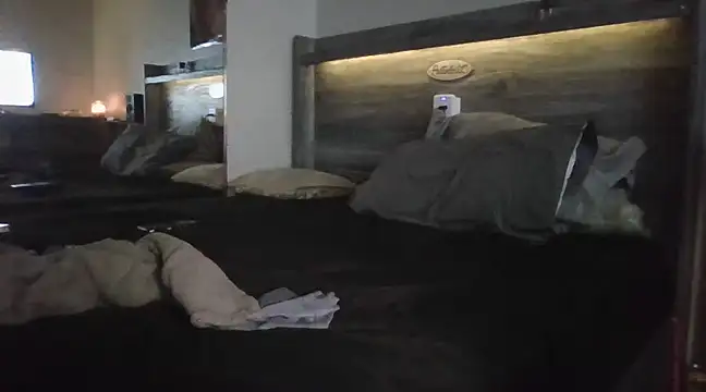 Edward LongCock online show from 01.15.25