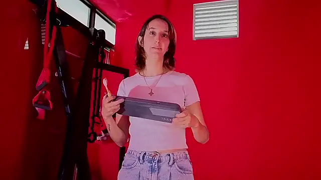 Ambar Roux  online show from 04.27.26